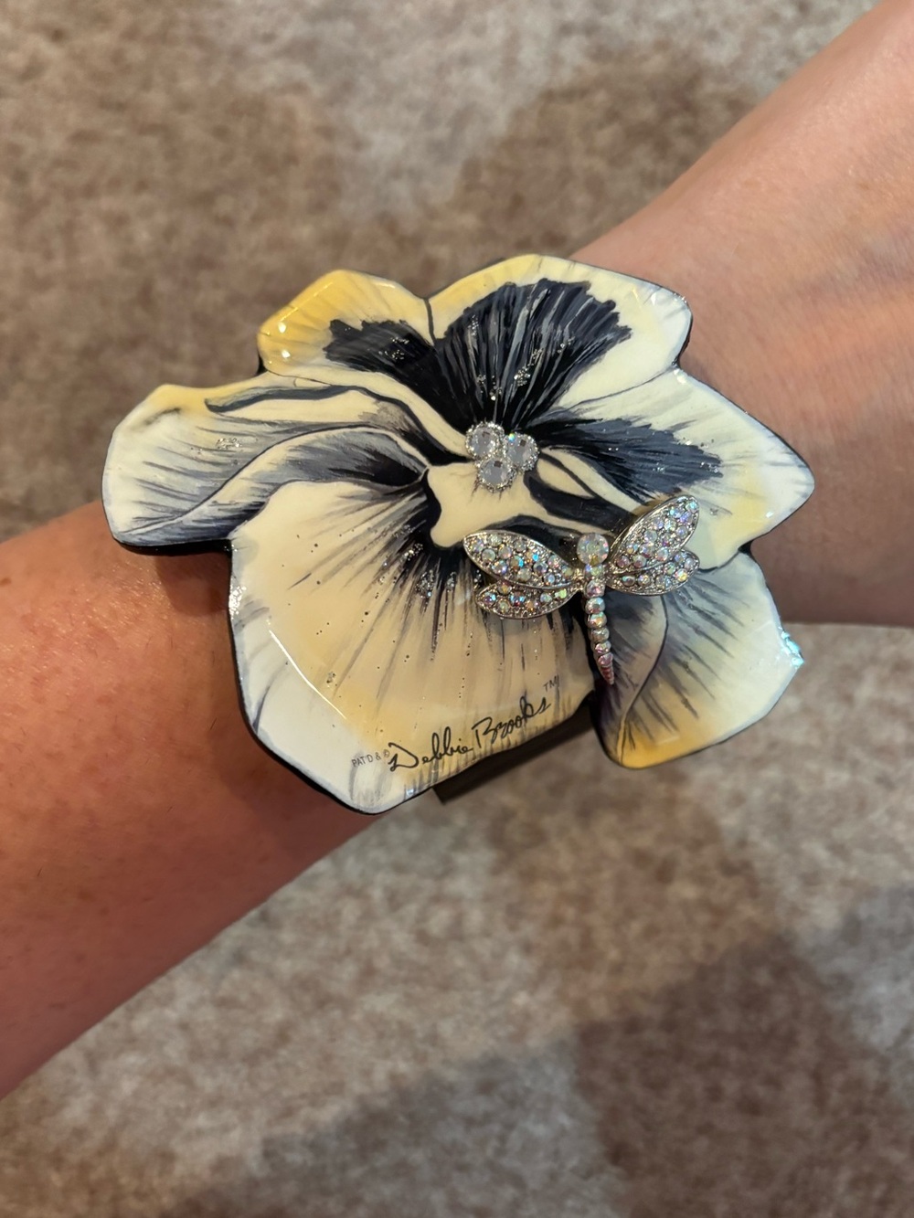 Delicate Pansy Statement Bracelet with Crystal Dragonfly - White & Black